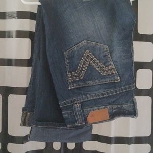 Vigoss cuffed denim capris